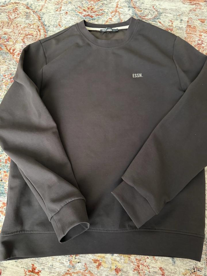 Коричневый свитшот