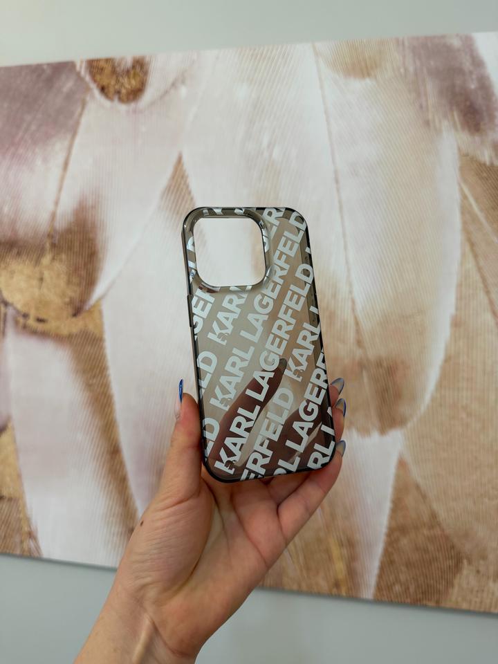 Чехол на iPhone 15pro Karl Lagerfeld