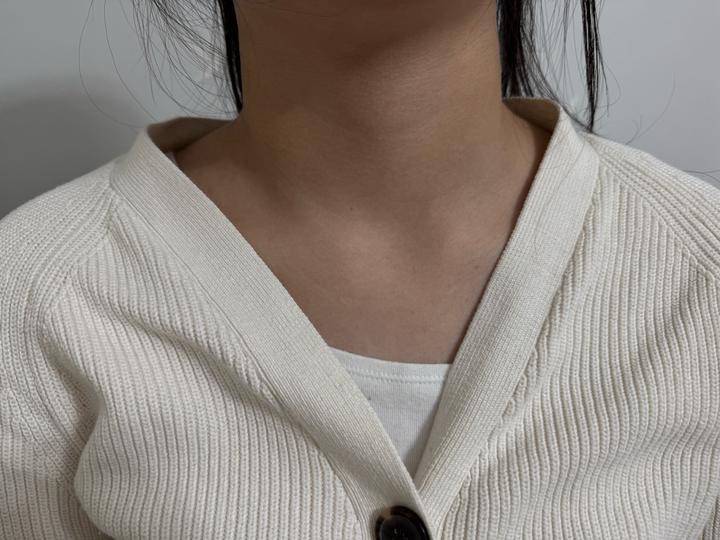 Молочный кардиган