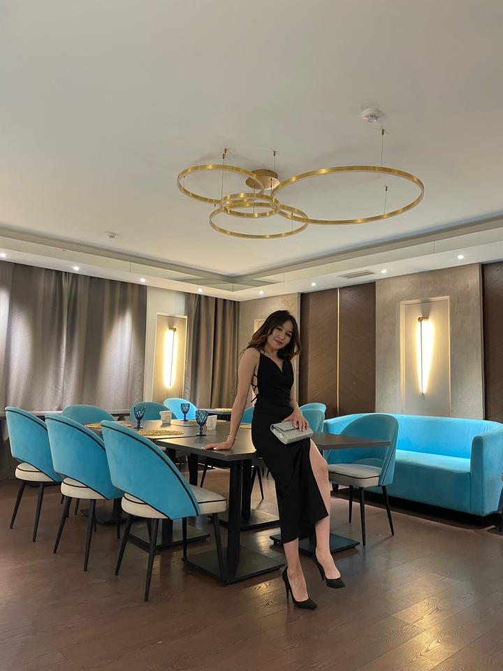 Черное платье