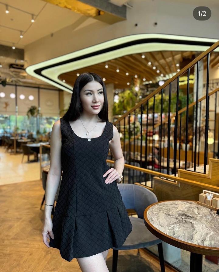 Черное платье CHANEL