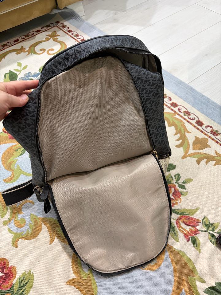 Рюкзак Michael Kors