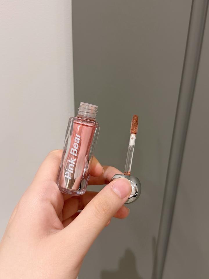 Косметика: Maybelline, Romand,Divage, Pinkbear помады