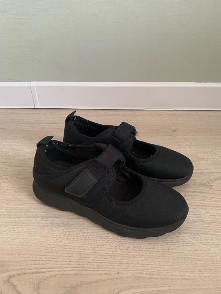 черные туфли 35 размер