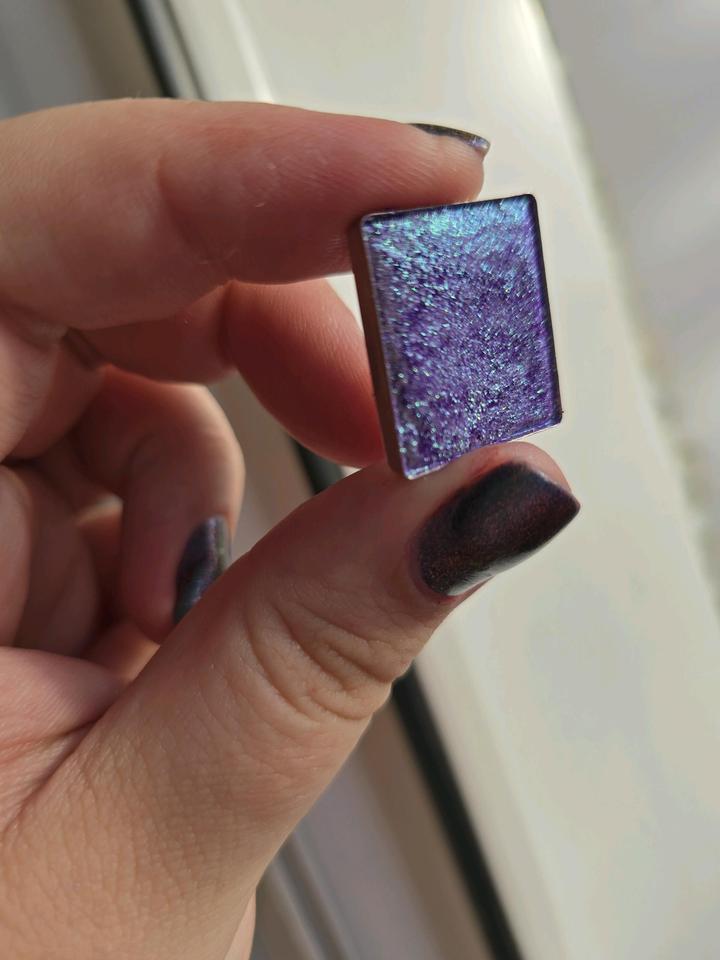 Clionadh Vibrant Multichrome Eyeshadow мультихромные тени