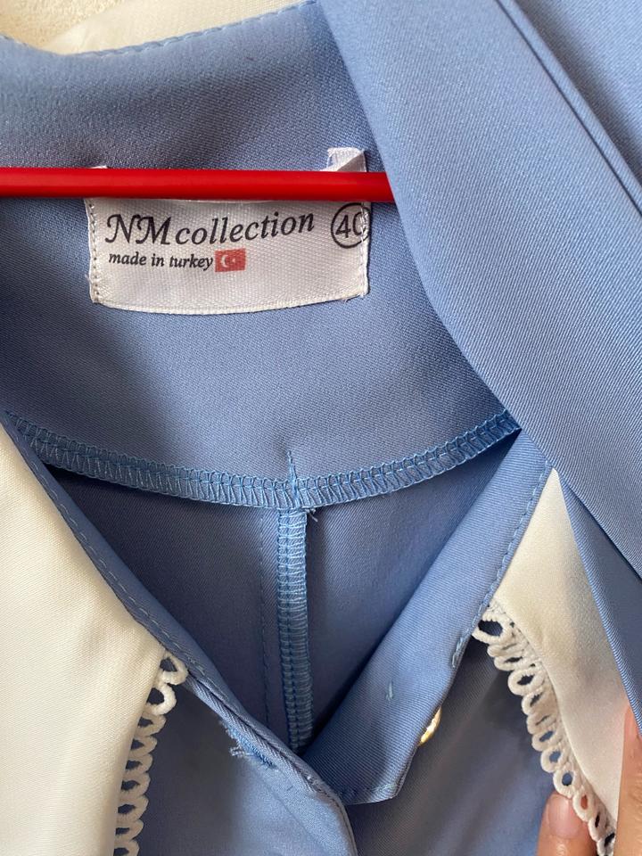 Синяя платье