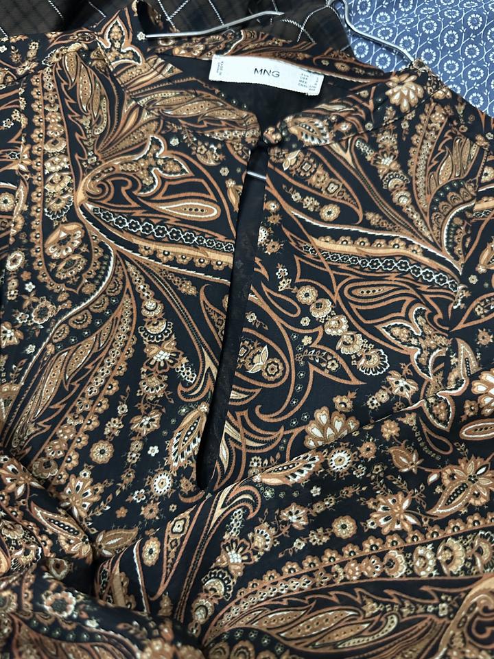 Платье манго