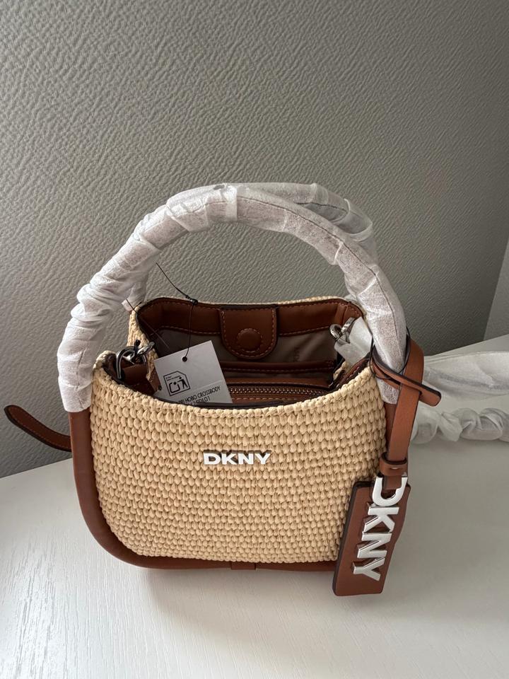 Летняя сумка DKNY