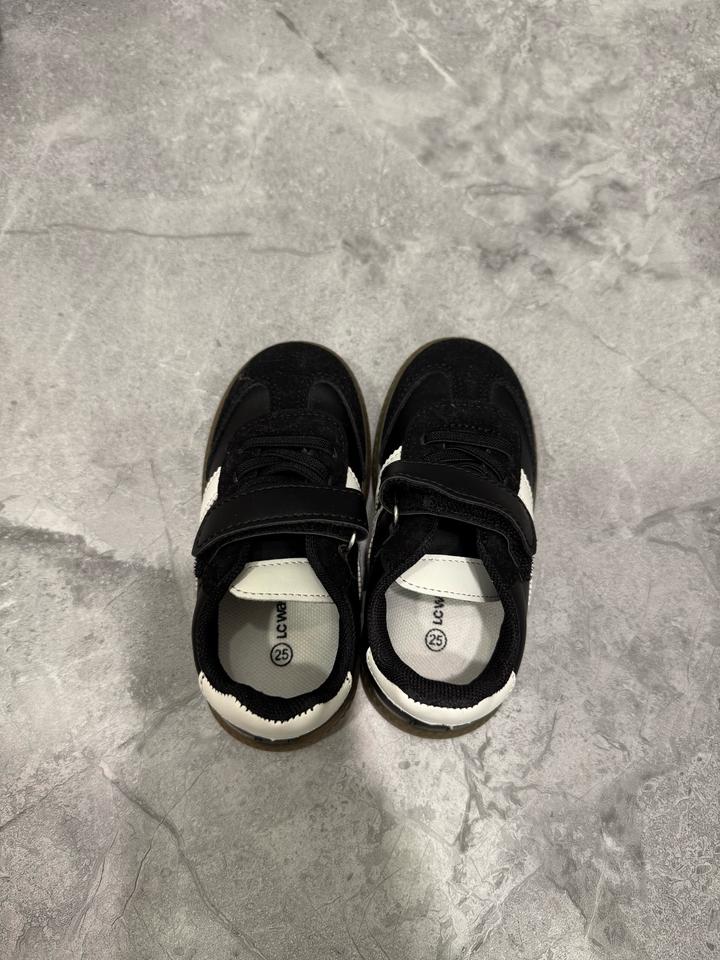 Детские кроссовки 25 LC WAIKIKI