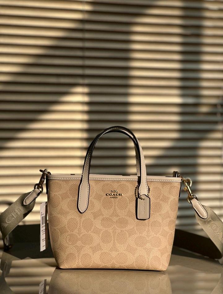 Сумочка Coach City mini, 100% оригинал, натуральная кожа, канва, широкий ремешок