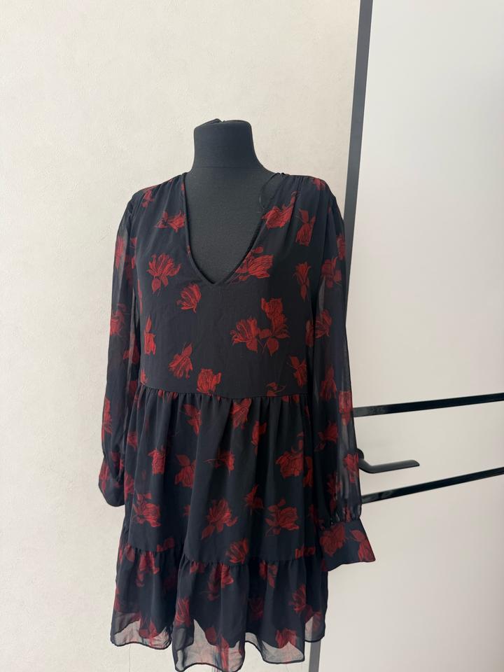 Платье Zara