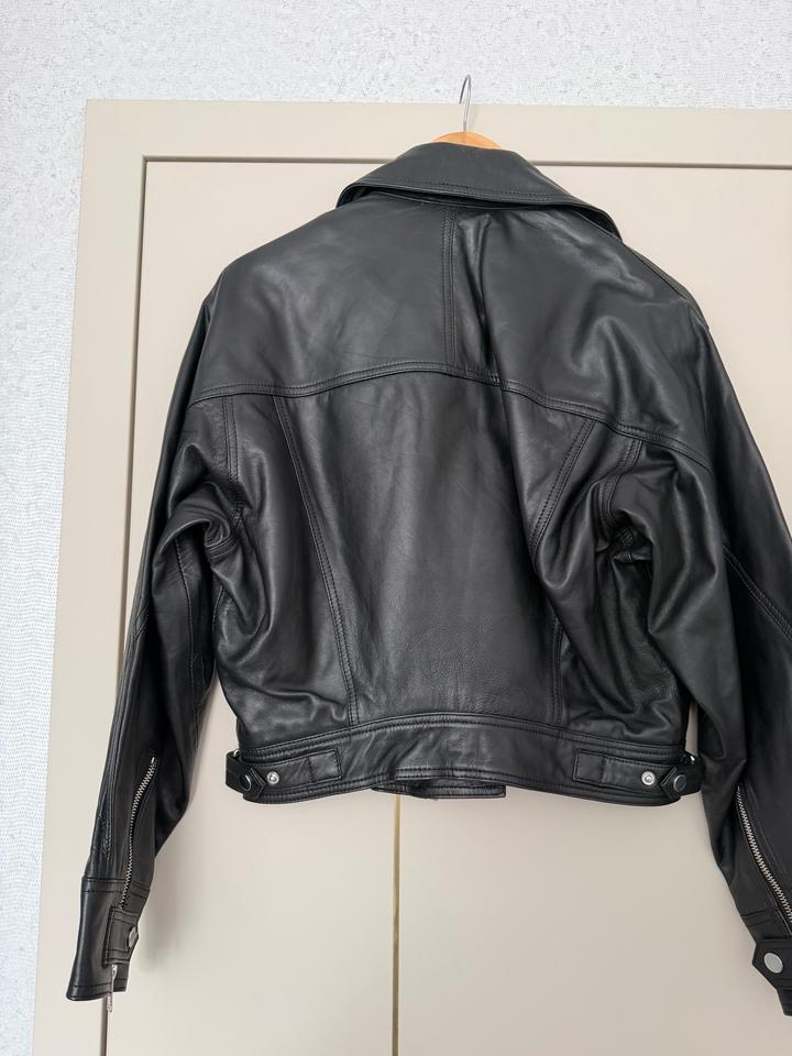 Zara куртка Limited Edition