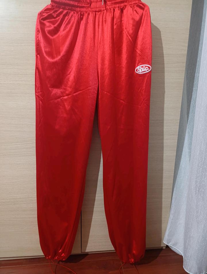 спортивный костюм