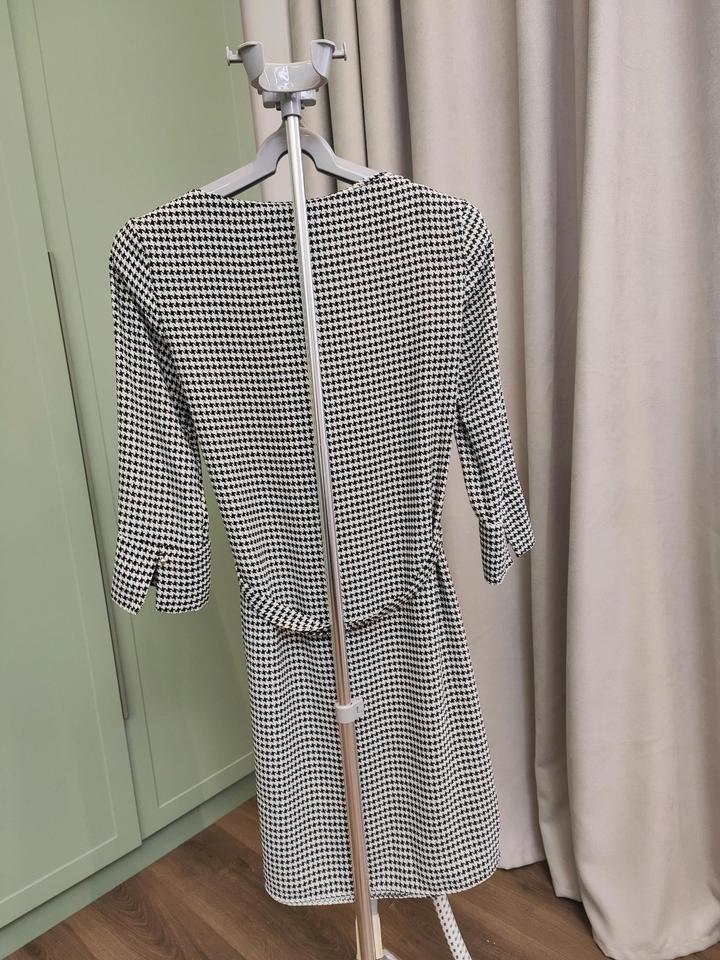 Платье H&M