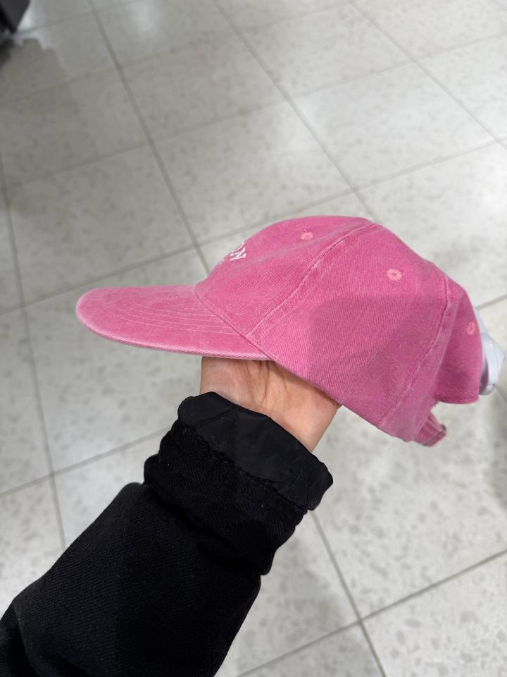 Кепка новая