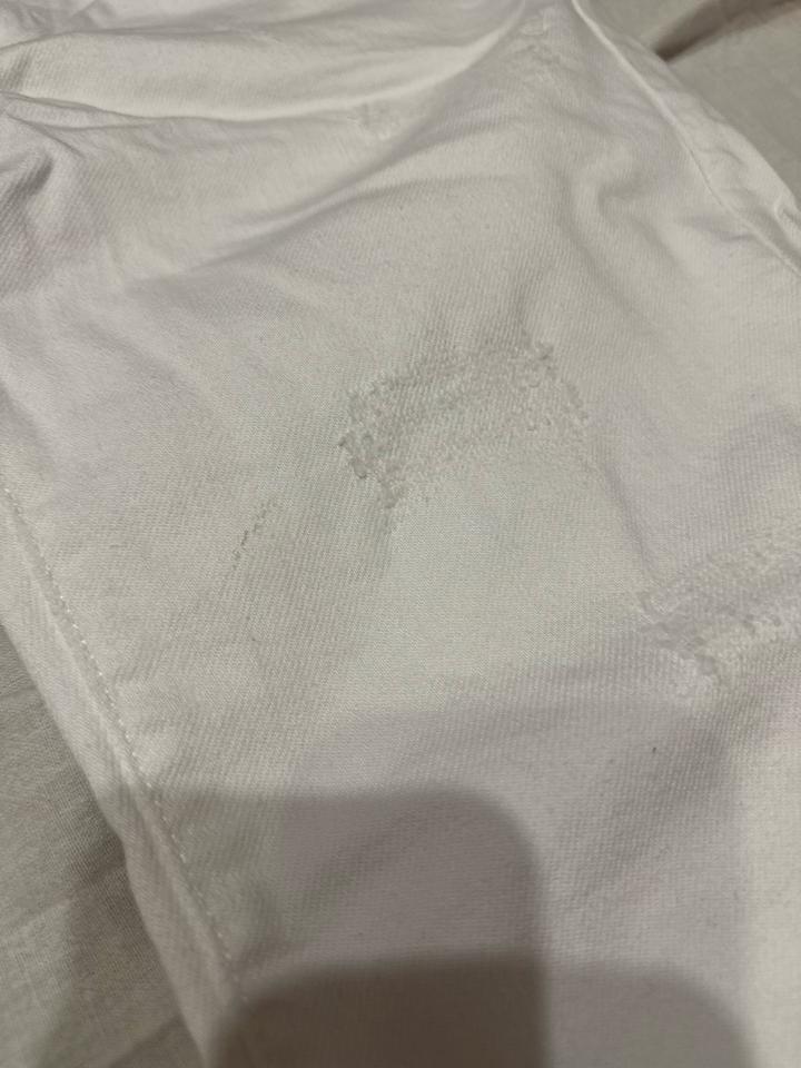 Джинсы Balenciaga в белом цвете