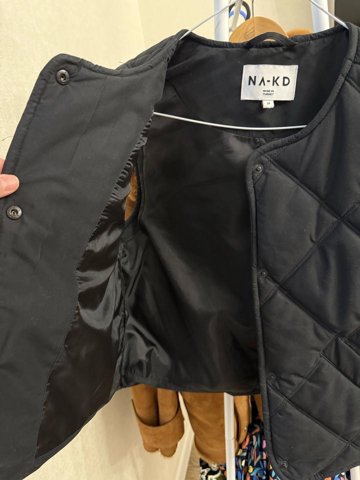 Безрукавка