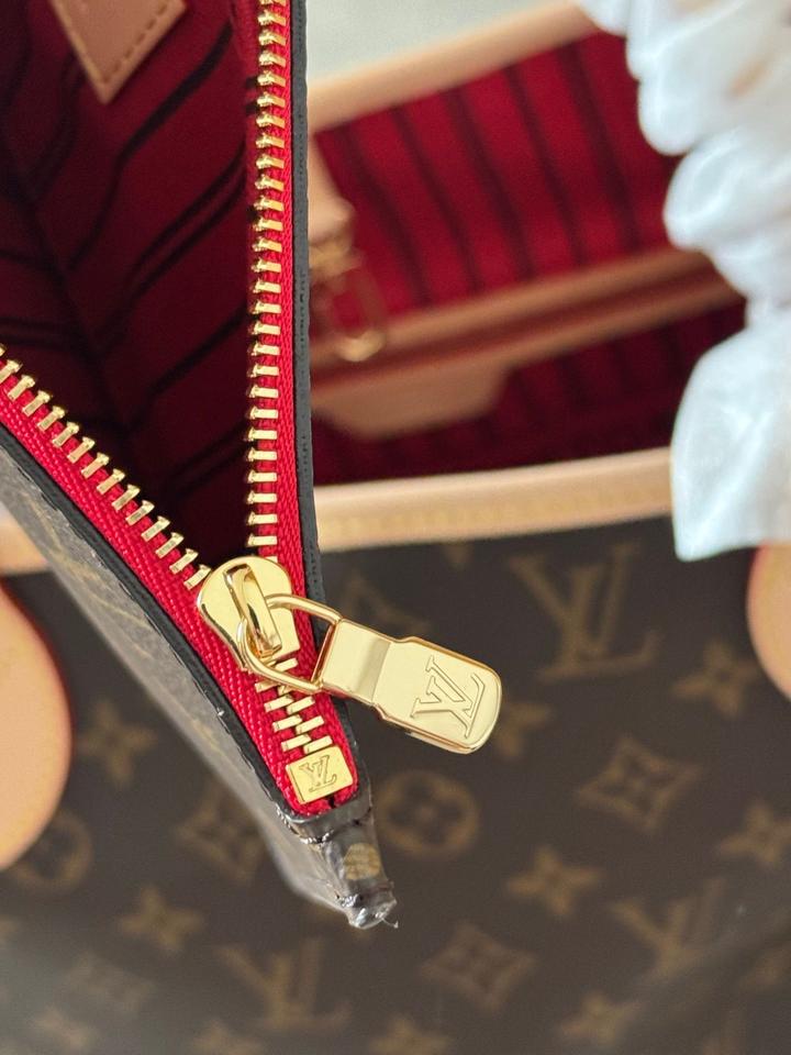 Louis Vuitton Neverfull Monogram