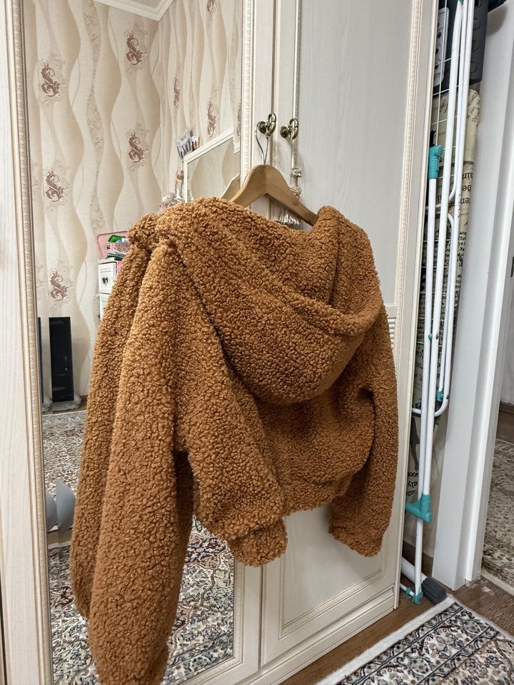 Шубка Hurley покупала в Дубай оригинал 100%