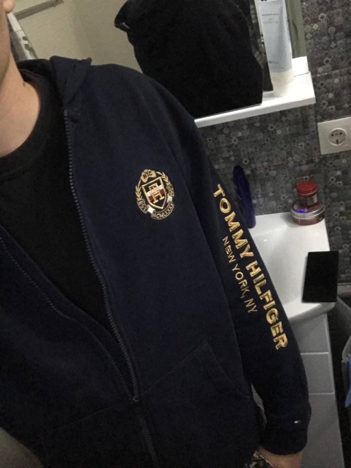 Tommy Hilfiger zip худи