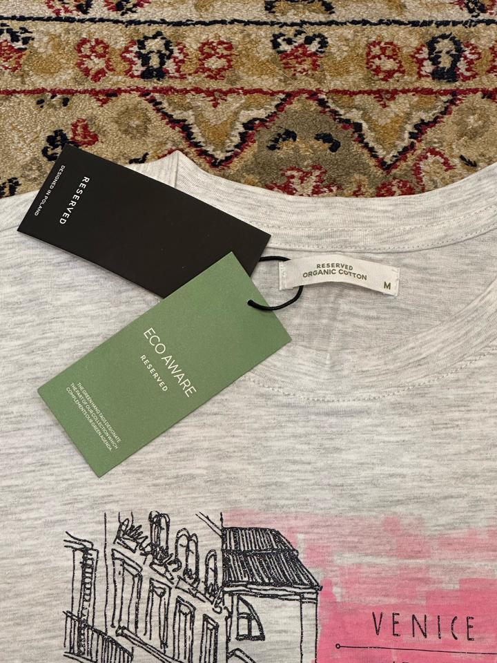 Серая футболка Reserved