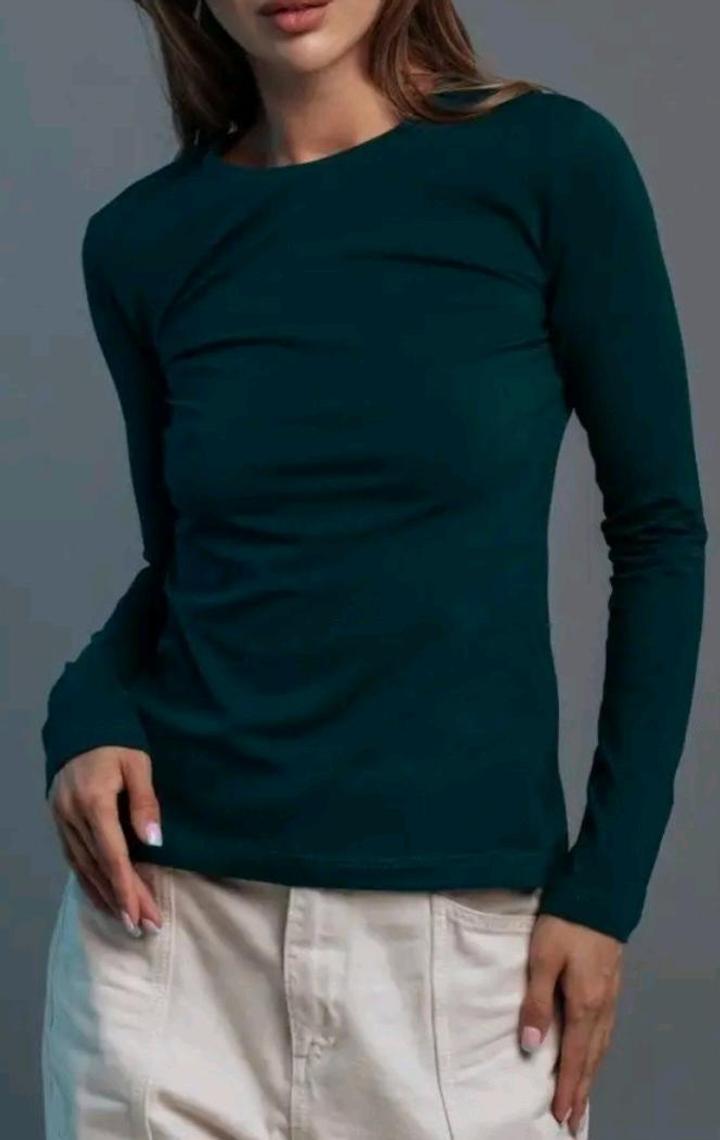 Новвй лонгслив