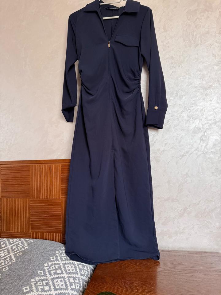 Офисное платье Zara