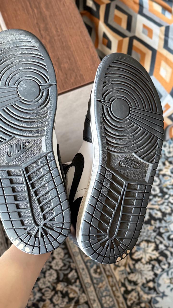 Кроссовки Nike Air Jordan черно белые