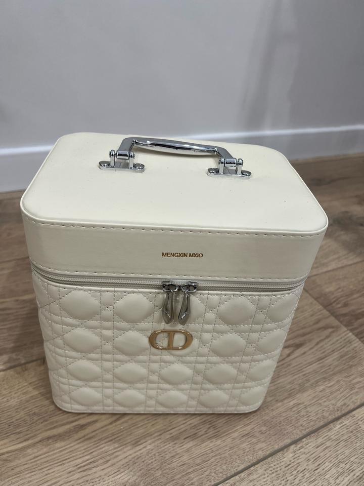 Бьюти кейс новый