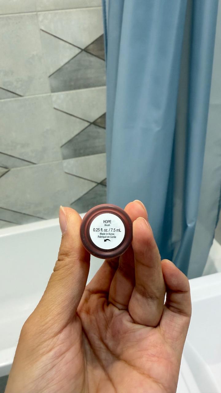 Румяна rare beauty