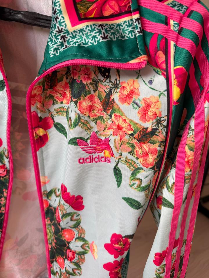 Adidas спортивка Олимпийка
