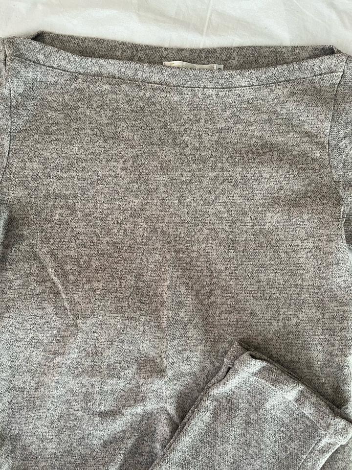 Двойка бежевого цвета