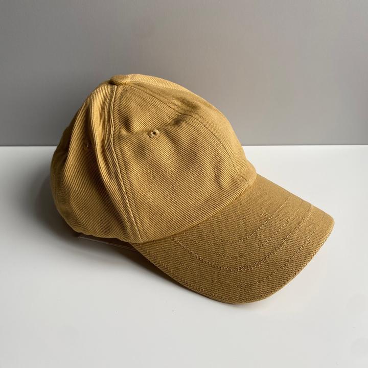 Бежевая кепка Jacquemus