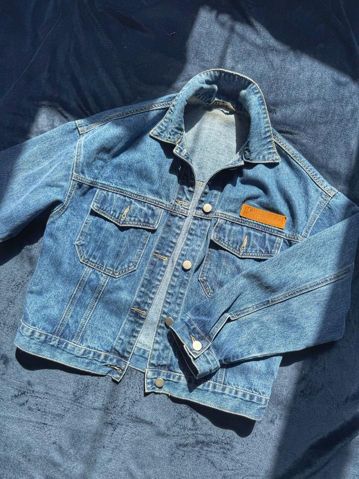 Джинсовая куртка