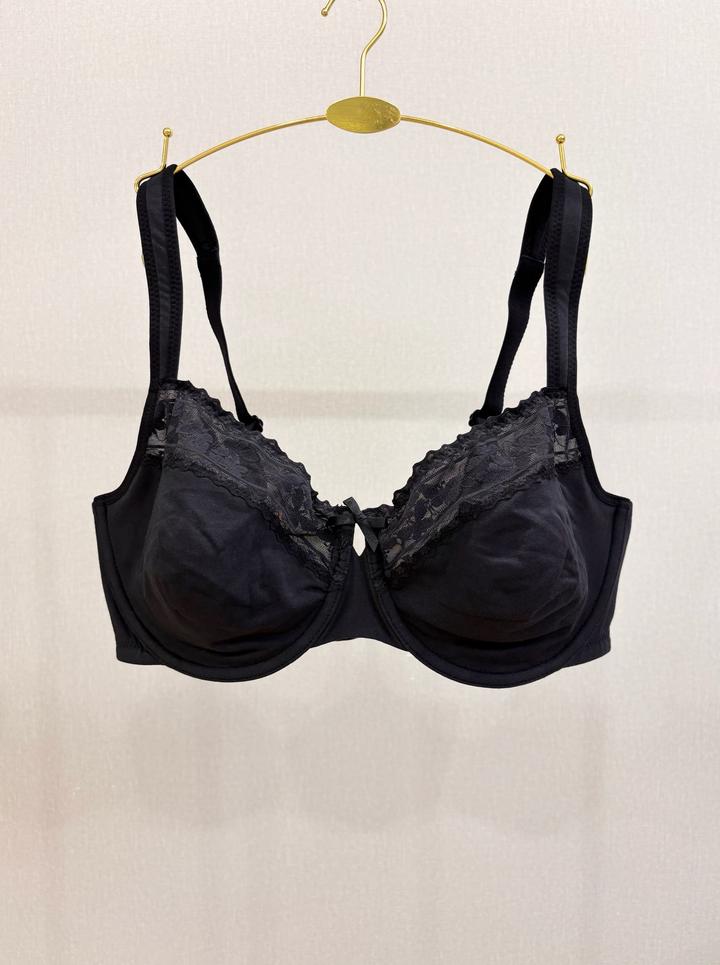 Бюстгальтер