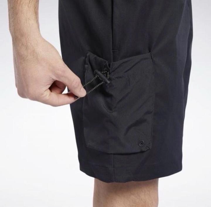 Reebok шорты оригинал S 44-46