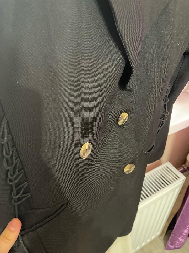 Пиджак приталенный