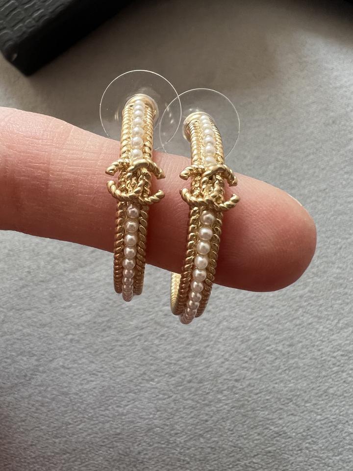 серьги Chanel новые