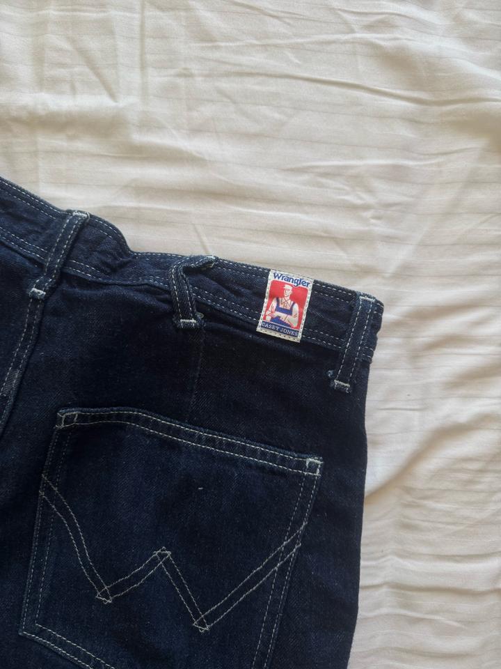 джинсы Wrangler