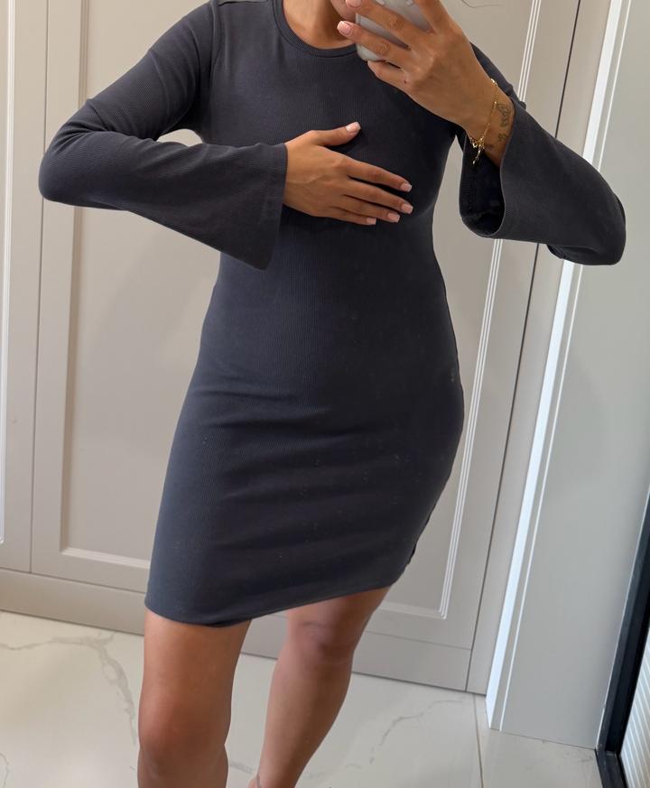 Платье трикотаж, мини, абсолютно новое ZARA