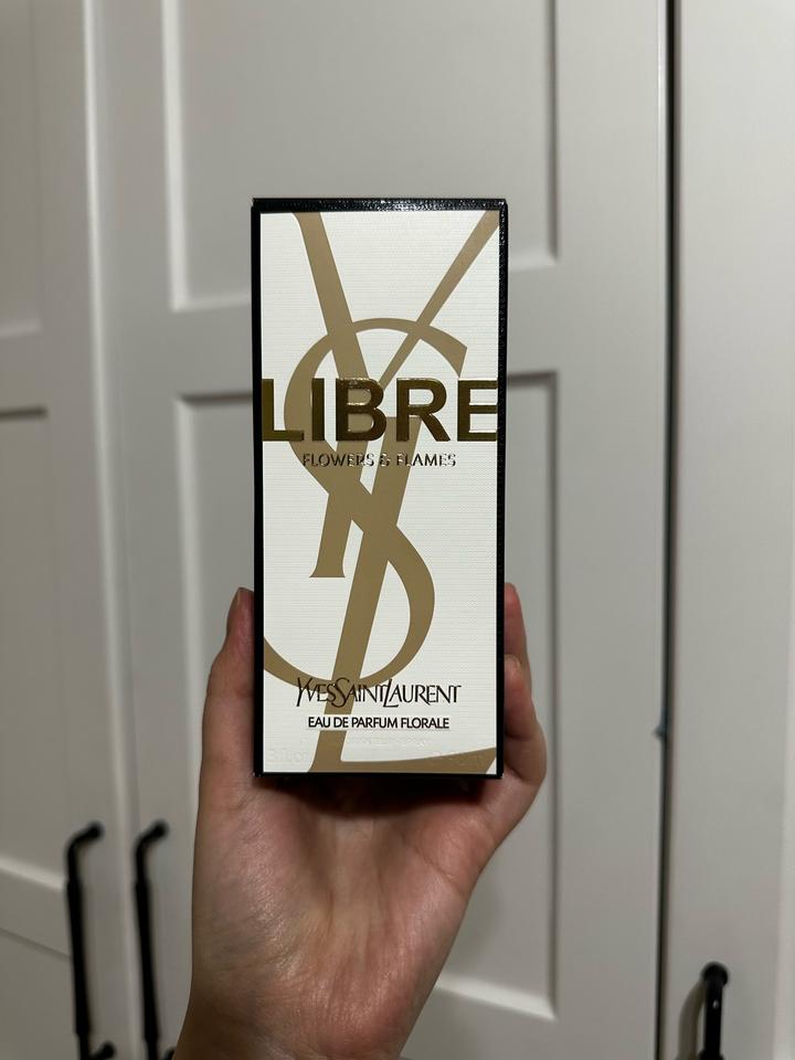 YVES SAINT LAURENT libre flowers & flames