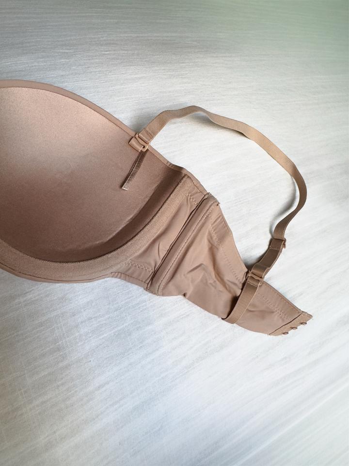 Бежевый бюстгальтер H&M 75C