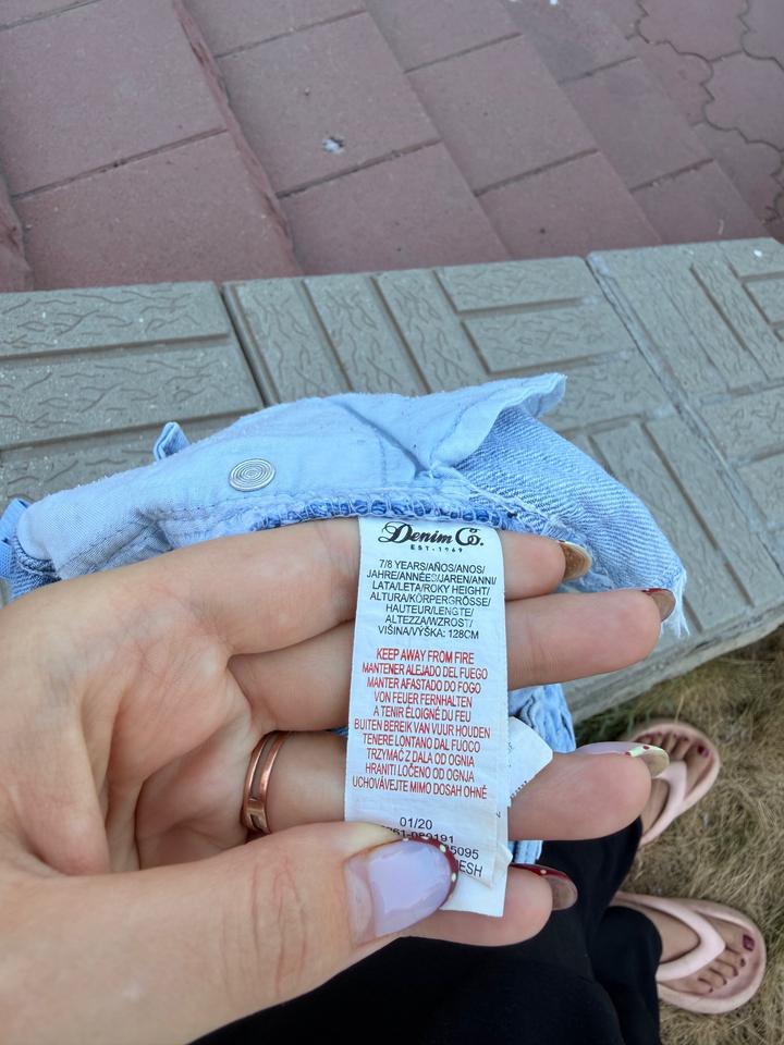 Джинсовые шорты 7-8 лет denim&co