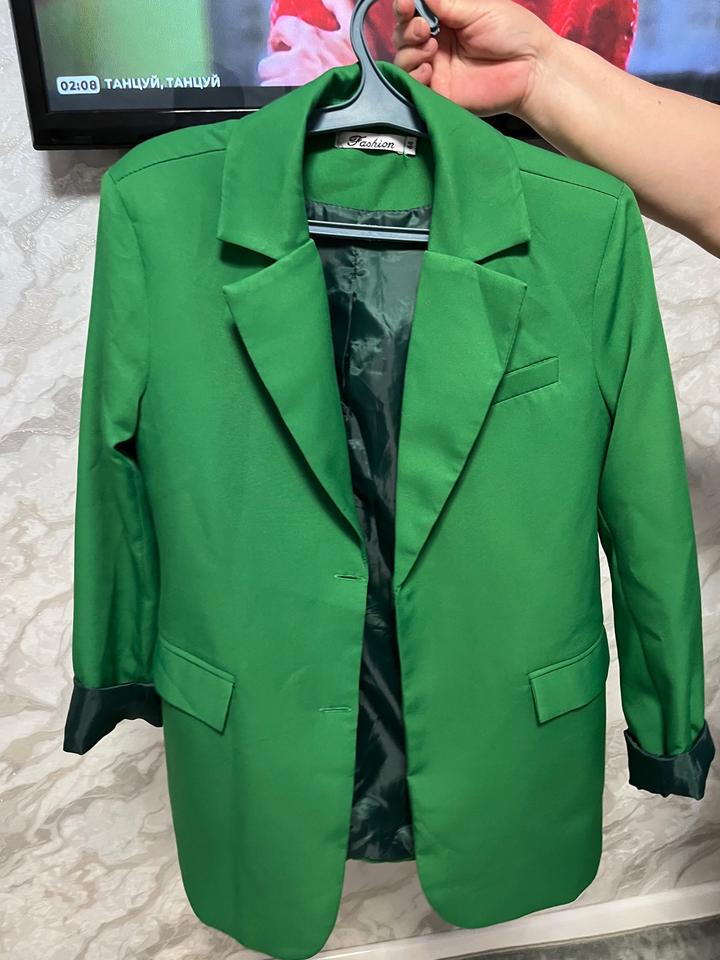 Пиджак кастюм свободного кроя