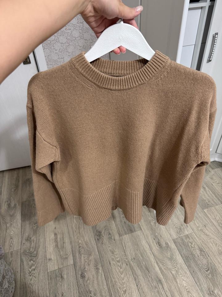 Кофта от Massimo dutti