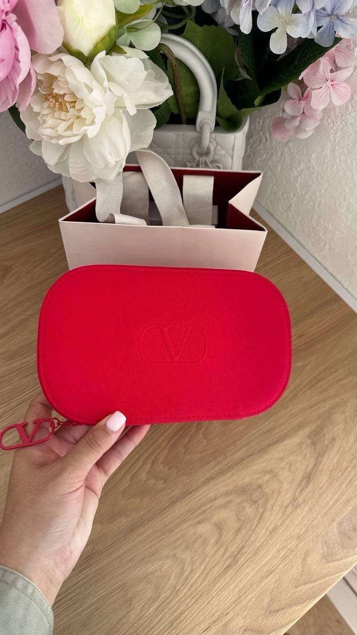 Косметичка Valentino