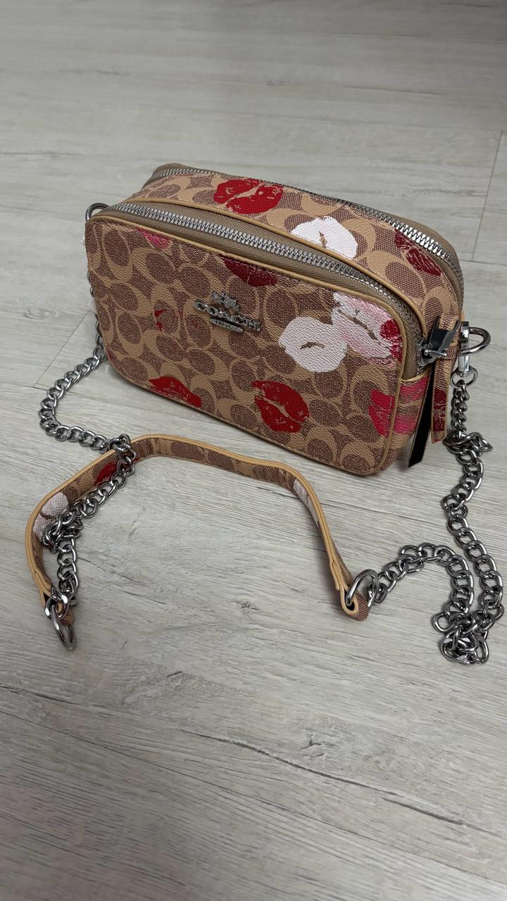 Крос боди Coach