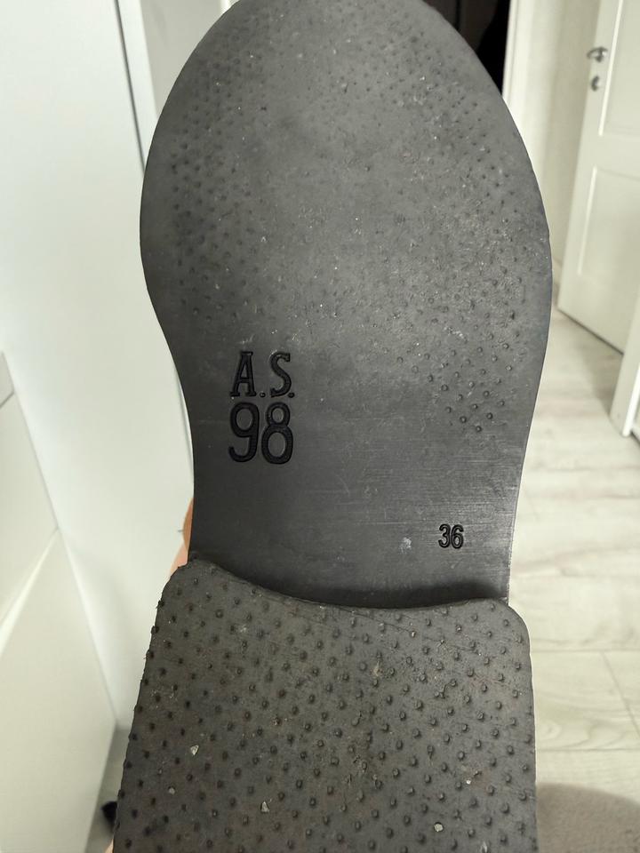 женские кожаные полуботинки