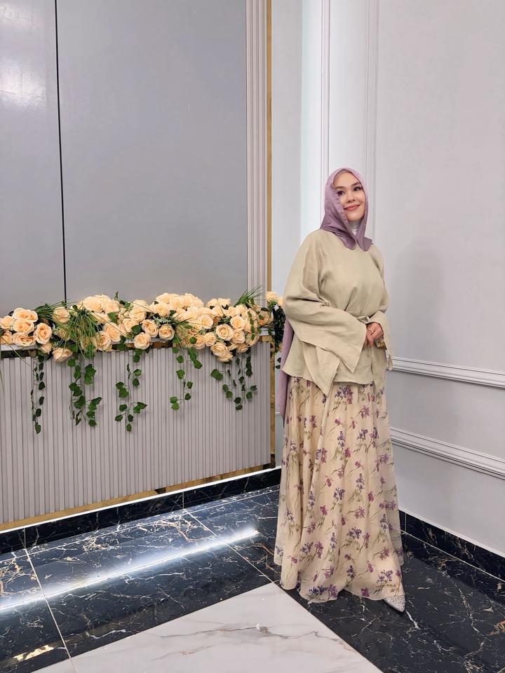 Продам накидку и юбку от Аиша стайл