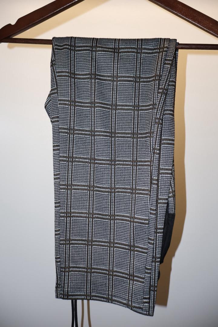 Брюки в клетку